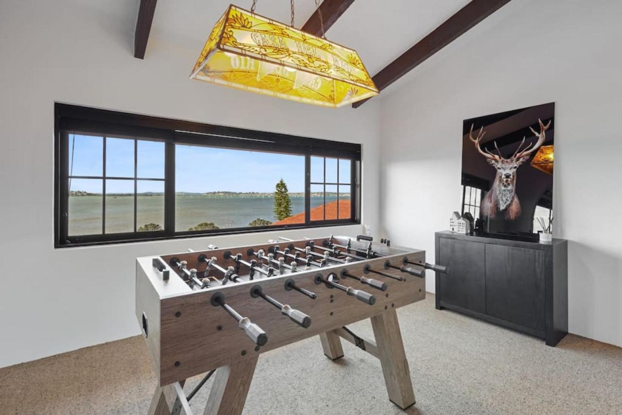 Magnificent Beachfront Mansion - Pool - Fireplace Auckland Luaran gambar