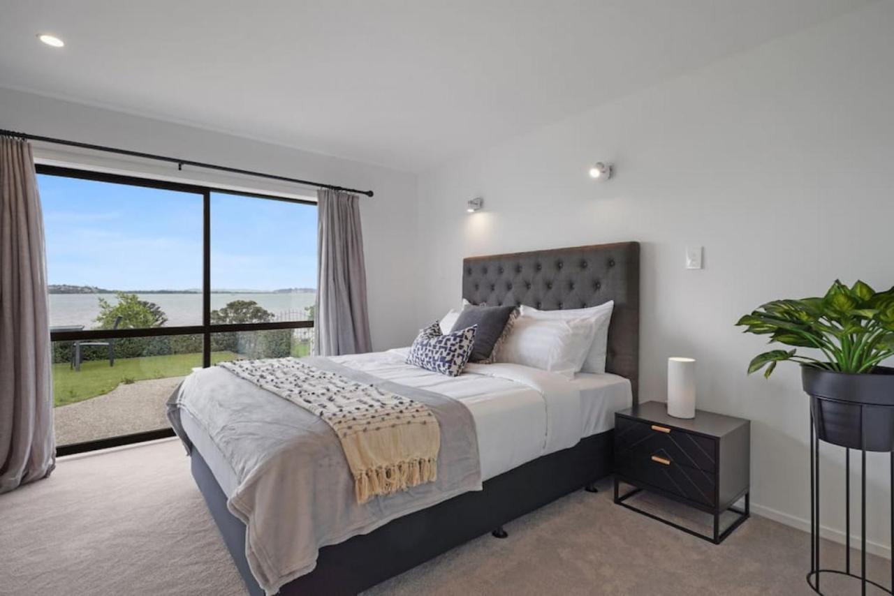 Magnificent Beachfront Mansion - Pool - Fireplace Auckland Luaran gambar