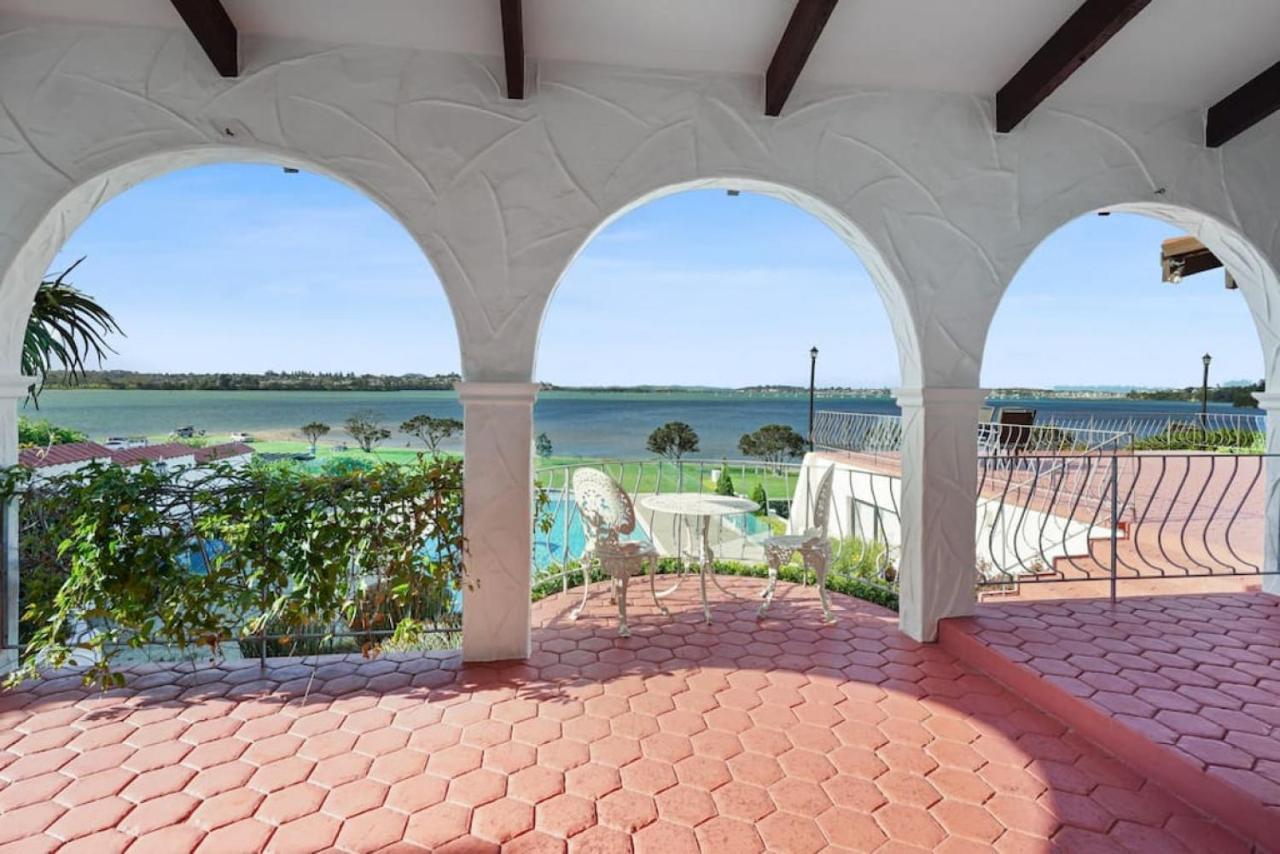 Magnificent Beachfront Mansion - Pool - Fireplace Auckland Luaran gambar