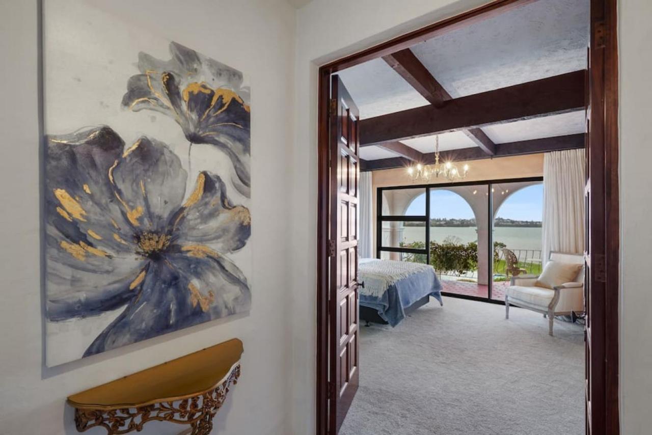 Magnificent Beachfront Mansion - Pool - Fireplace Auckland Luaran gambar
